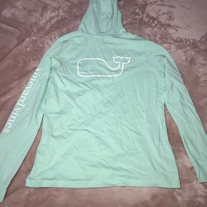 vineyard vines hooded long sleeve